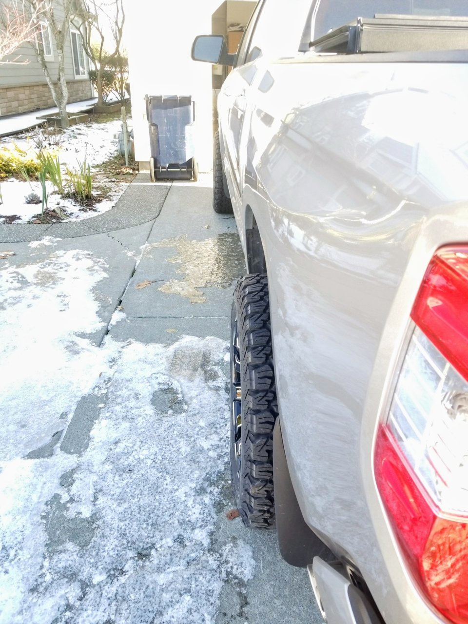 photo 2 Toyota Tundra custom wheels Black Rhino Selkirk 20x10.0, ET 0, tire size 285/55 R20. x ET