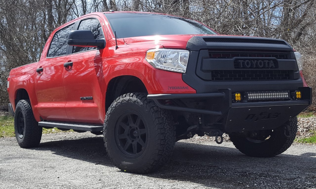 photo 2 Toyota Tundra custom wheels Mickey Thompson Deegan 38 Pro 18x9.0, ET +18, tire size 275/70 R18. x ET