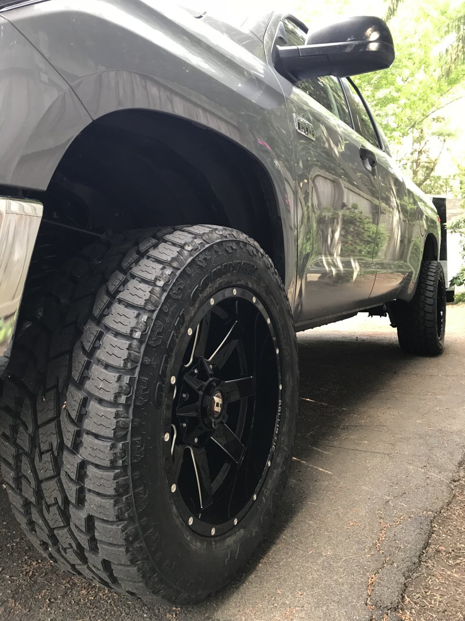 photo 1 Toyota Tundra custom wheels Ballistic 959 Rage 20x10.0, ET +1, tire size 295/55 R20. x ET