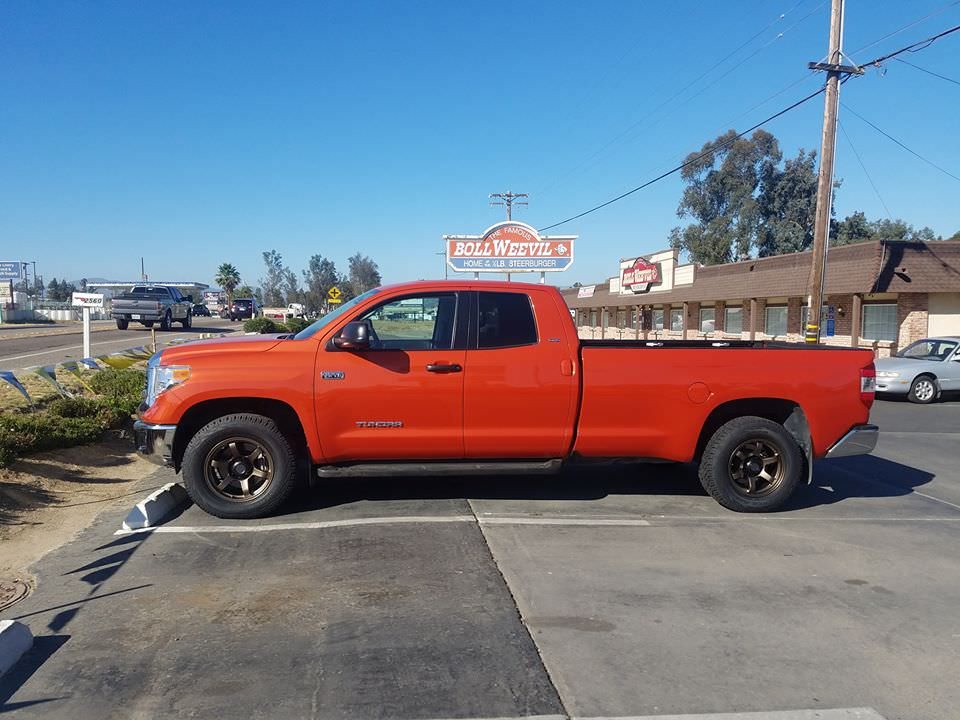photo 1 Toyota Tundra custom wheels FN Wheels BFD 18x, ET , tire size 285/65 R18. x ET