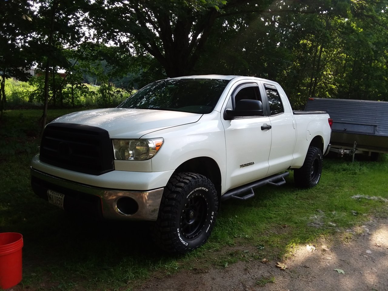 photo 1 Toyota Tundra custom wheels Icon Alloy Six Speeds 17x7.5, ET +25, tire size 295/70 R17. x ET