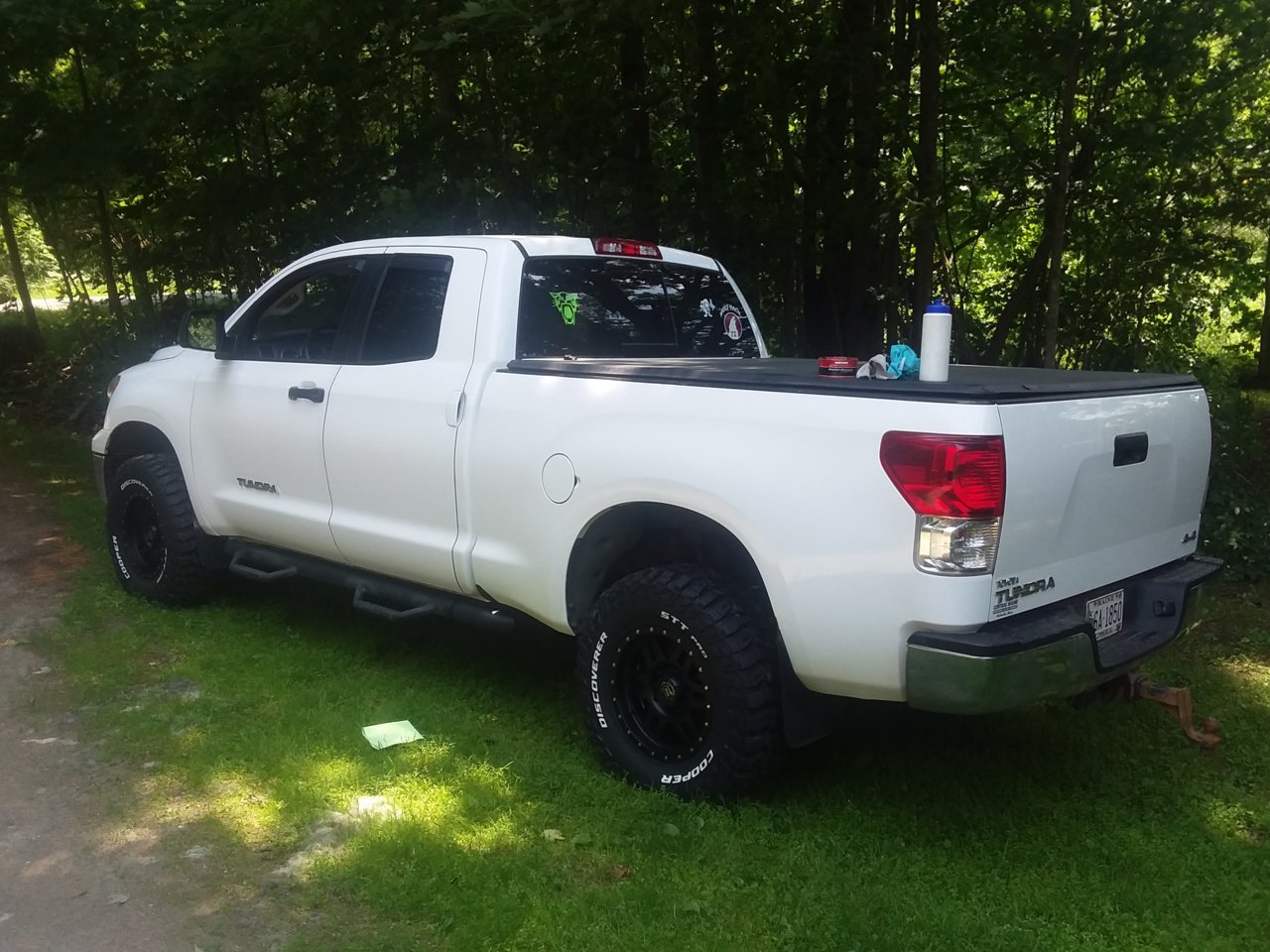 photo 2 Toyota Tundra custom wheels Icon Alloy Six Speeds 17x7.5, ET +25, tire size 295/70 R17. x ET