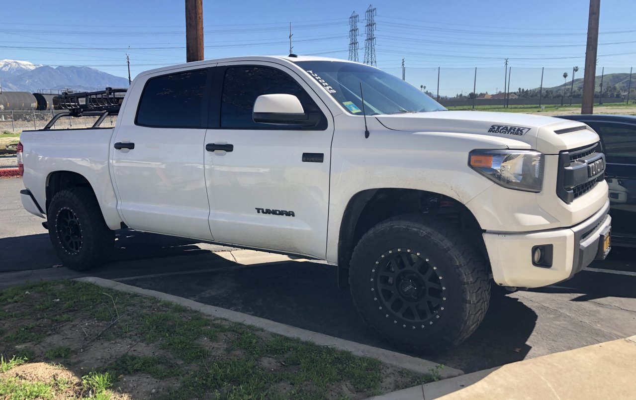 photo 1 Toyota Tundra custom wheels Method Race Wheels MR 306 Mesh  18x, ET , tire size 285/70 R18. x ET