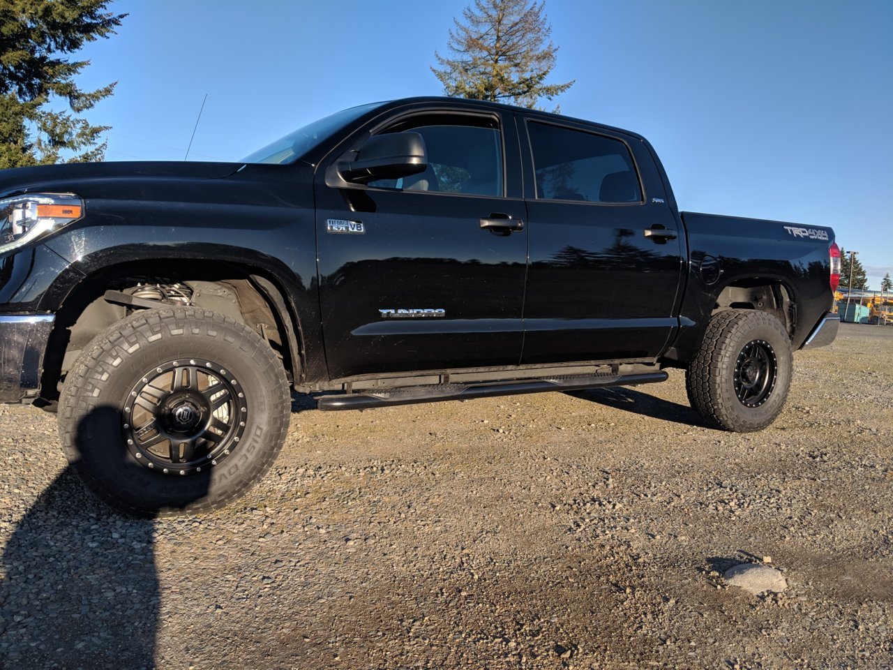 photo 1 Toyota Tundra custom wheels Icon Alloy 6 speed 17x, ET , tire size 315/70 R17. x ET