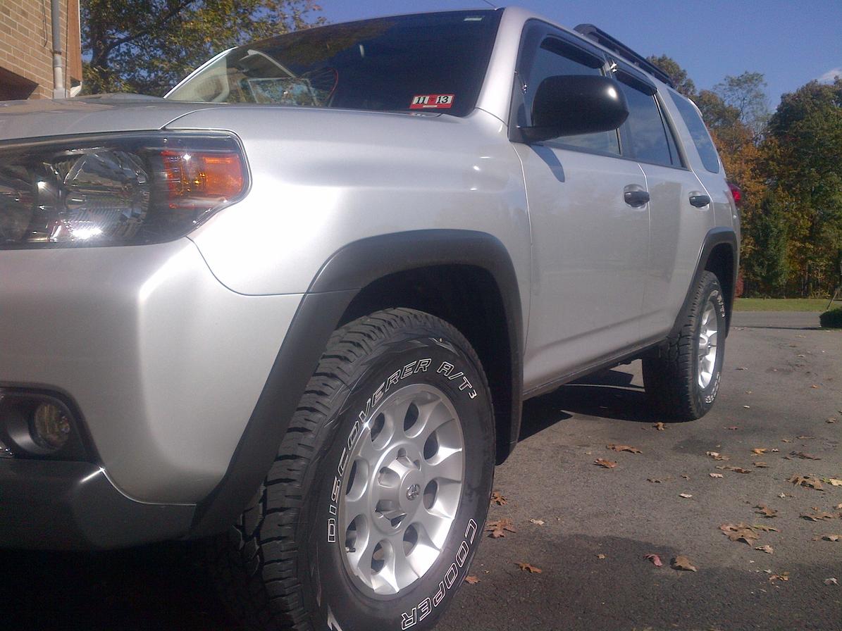 photo 1 Toyota 4Runner custom wheels Stock TE Rims 17x, ET , tire size 265/70 R17. x ET