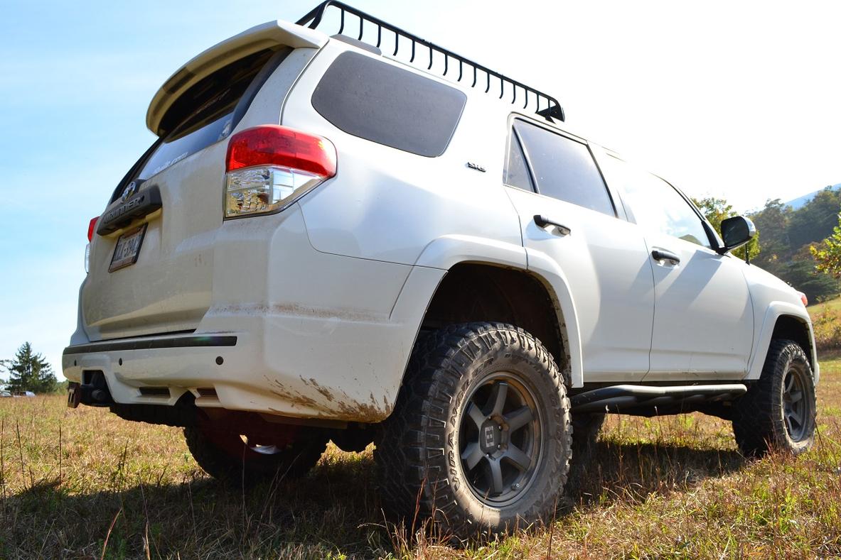 photo 2 Toyota 4Runner custom wheels Level 8 MK6 17x8.0, ET 0, tire size 285/70 R17. x ET