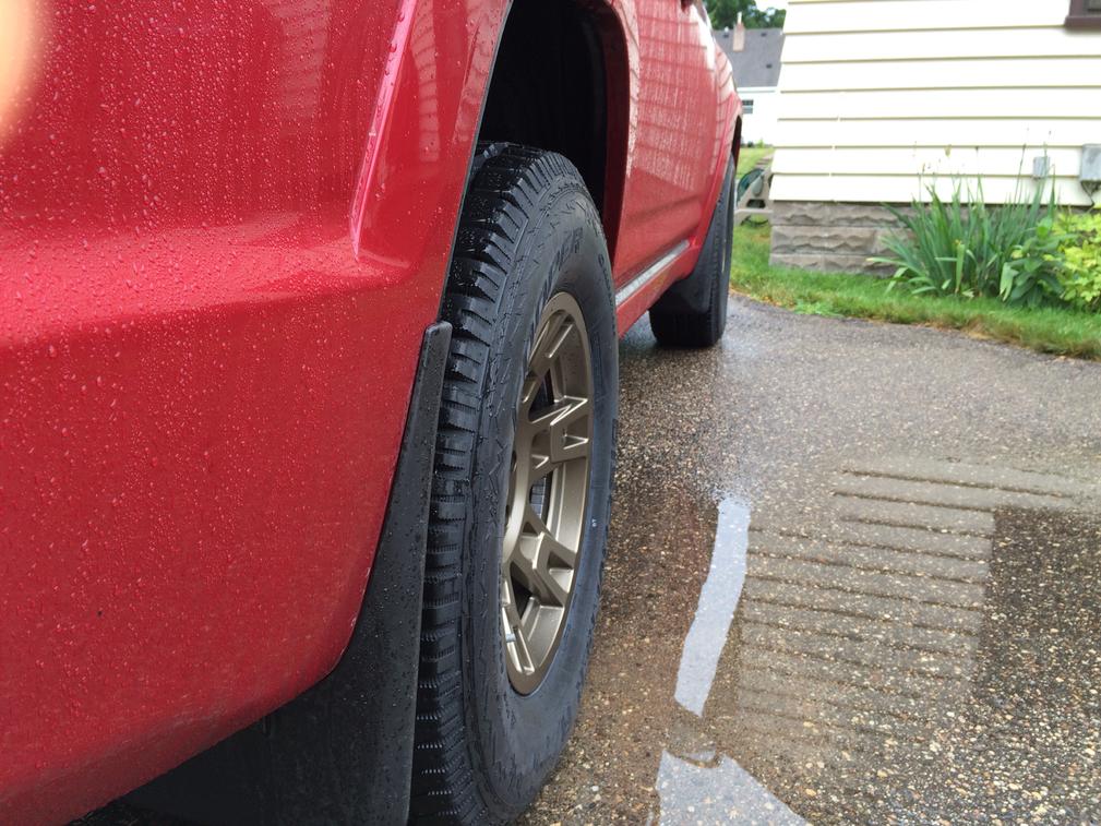 photo 1 Toyota 4Runner custom wheels FN  F(X) Pro Wheel 17x8.0, ET 0, tire size 265/70 R17. x ET