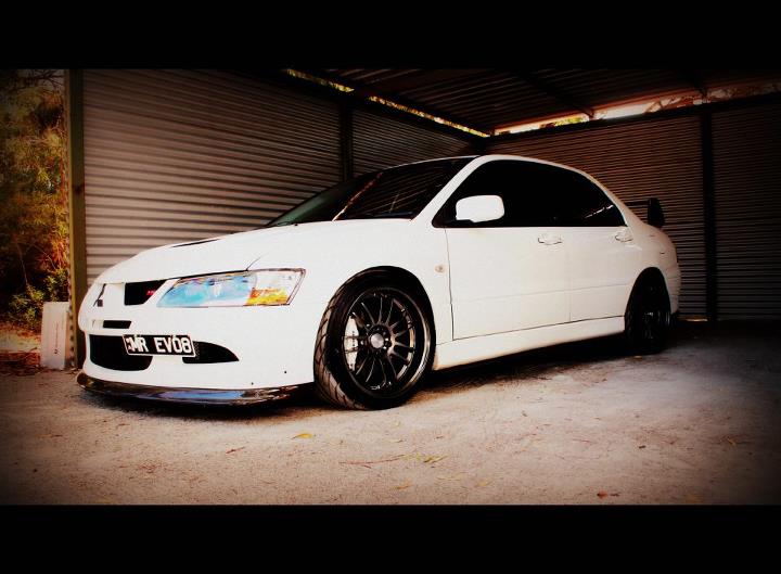 photo 1 Mitsubishi Lancer Evolution custom wheels Rota SVN-R 18x10.0, ET +20, tire size 235/40 R18. 18x10.0 ET+20 235/40 R18