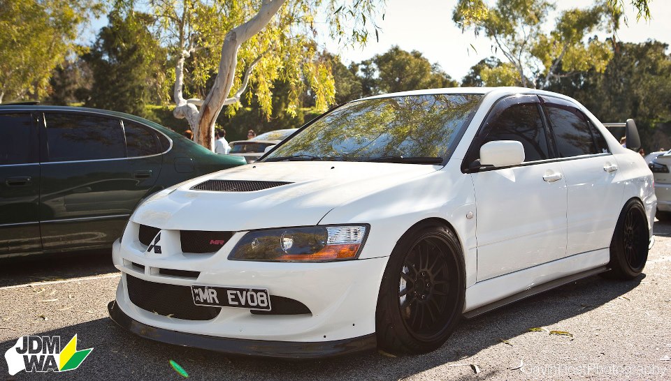 photo 2 Mitsubishi Lancer Evolution custom wheels Rota SVN-R 18x10.0, ET +20, tire size 235/40 R18. 18x10.0 ET+20 235/40 R18