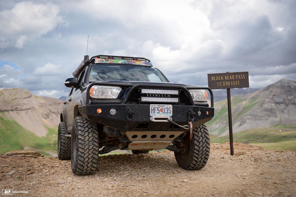 photo 1 Toyota 4Runner custom wheels Konig Six Shooters Gunmetal 17x9.0, ET 0, tire size 295/70 R17. x ET 