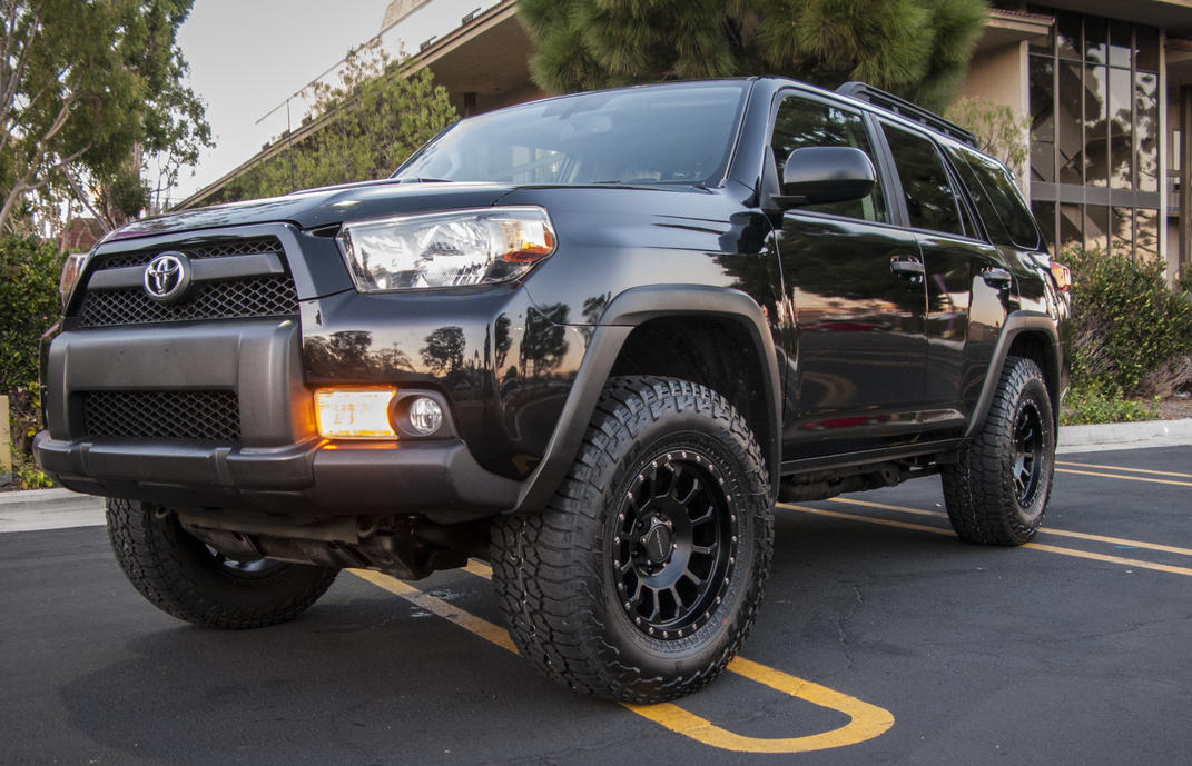 photo 1 Toyota 4Runner custom wheels Pro Comp  5034 Rockwell 17x8.5, ET 0, tire size 285/70 R17. x ET