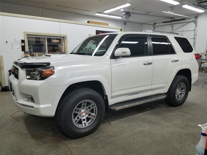 photo 1 Toyota 4Runner custom wheels FN Wheels  ƒ(x) Pro 17x8.0, ET 0, tire size 285/70 R17. x ET 