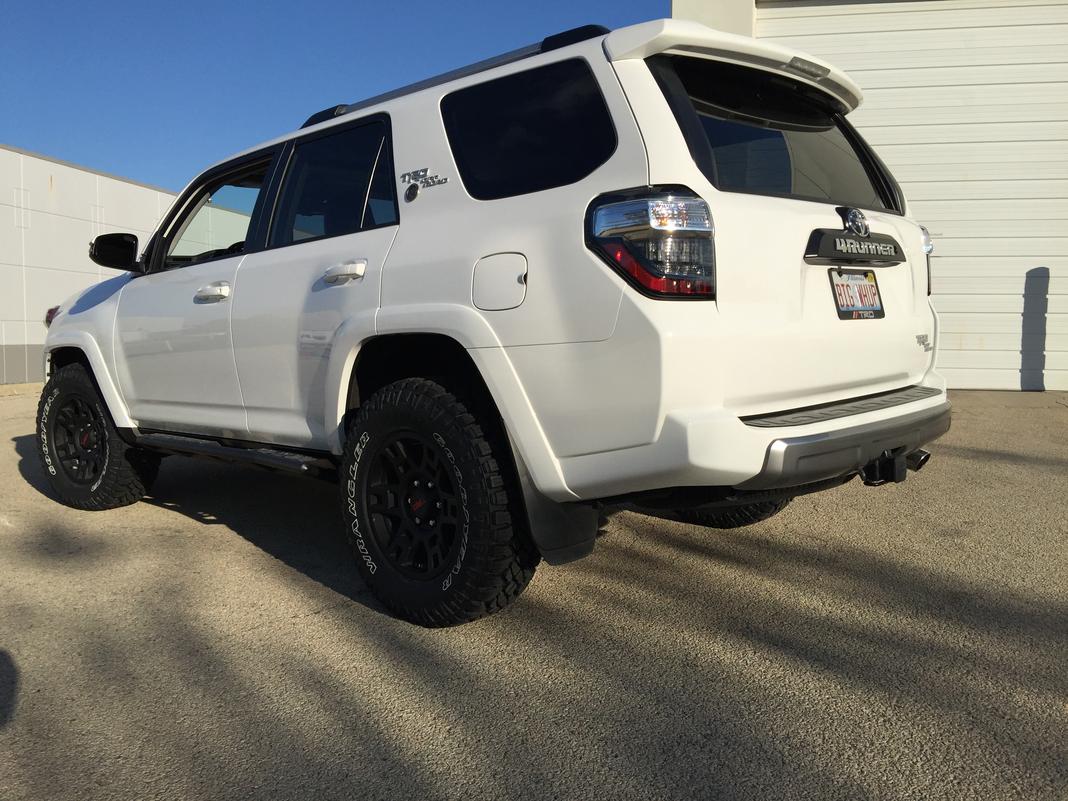 photo 2 Toyota 4Runner custom wheels Trd  pro  17x7.0, ET +4, tire size 265/70 R17. x ET