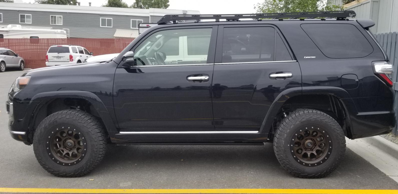 photo 1 Toyota 4Runner custom wheels SCS  Ray 10 17x, ET , tire size 265/70 R17. x ET