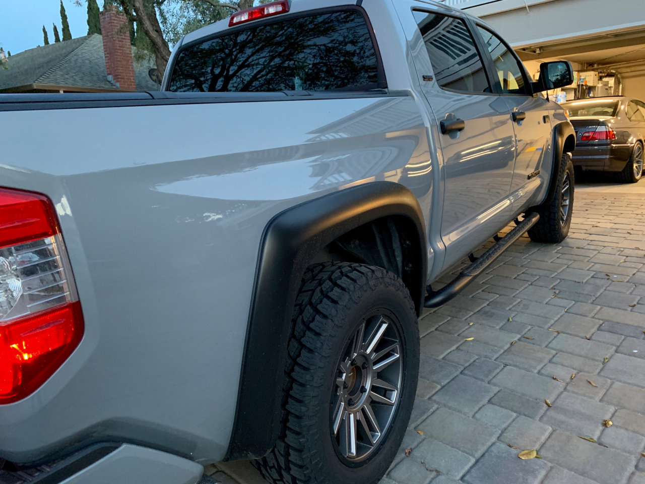 photo 2 Toyota Tundra custom wheels Ultra Motorsports  Apocalypse 20x, ET , tire size 285/60 R20. x ET