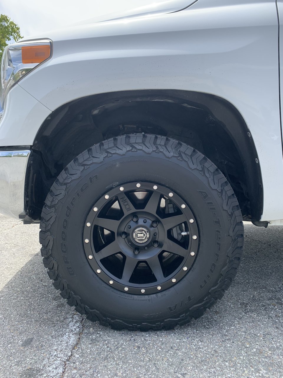 photo 1 Toyota Tundra custom wheels Icon  Rebound 17x, ET , tire size 285/75 R17. x ET