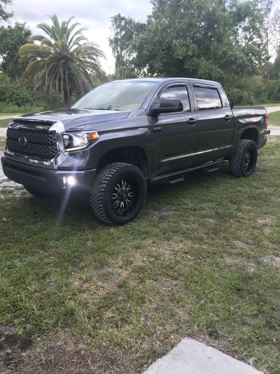 photo 1 Toyota Tundra custom wheels Panther off road  20x, ET 0, tire size 305/55 R20. x ET