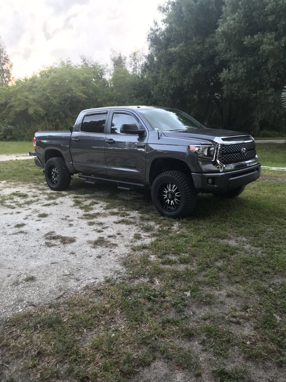 photo 2 Toyota Tundra custom wheels Panther off road  20x, ET 0, tire size 305/55 R20. x ET