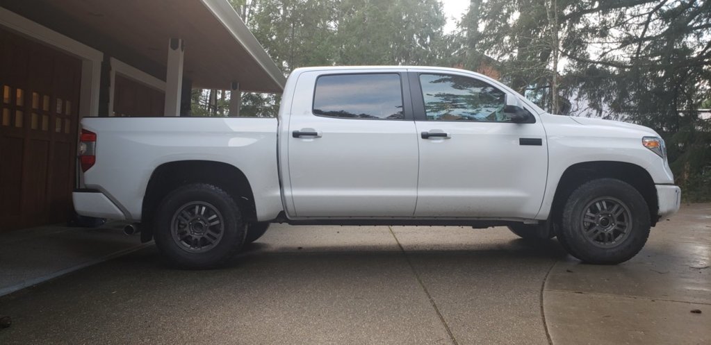 photo 1 Toyota Tundra custom wheels TRD Rock Warrior 17x8.0, ET , tire size 285/70 R17. x ET
