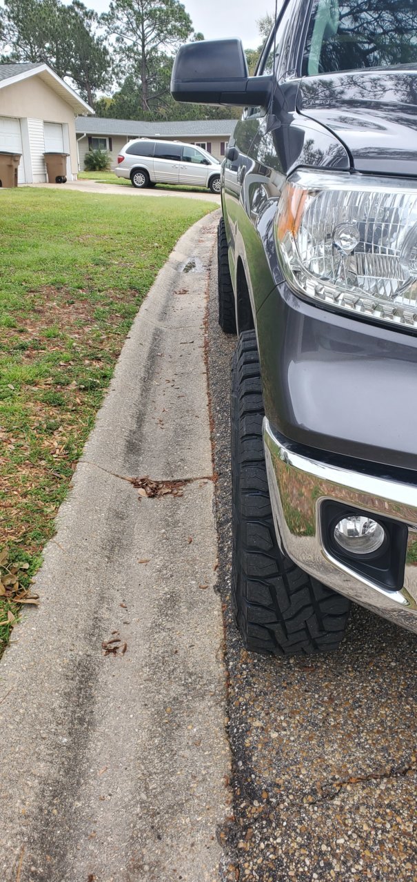 photo 2 Toyota Tundra custom wheels   18x8.0, ET , tire size 285/75 R18. x ET 