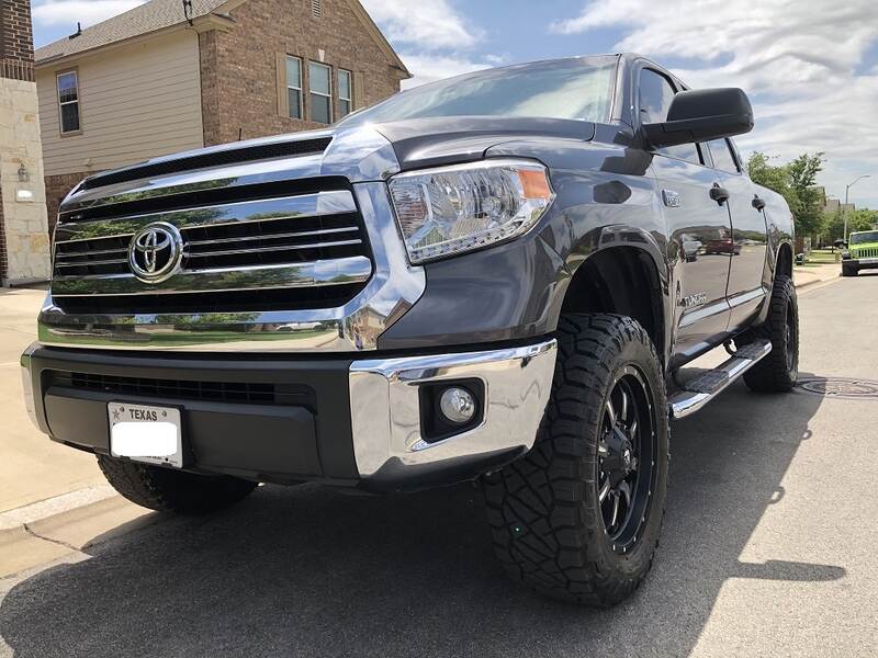 photo 1 Toyota Tundra custom wheels   20x9.0, ET -20, tire size 295/60 R20. x ET