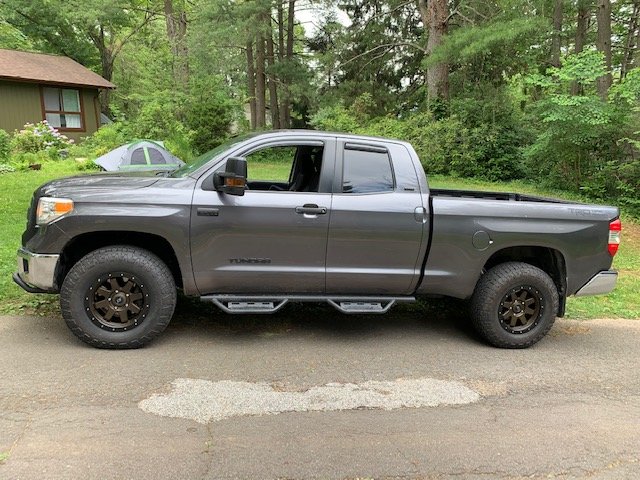 photo 1 Toyota Tundra custom wheels   18x9.0, ET +25, tire size 285/75 R18. x ET