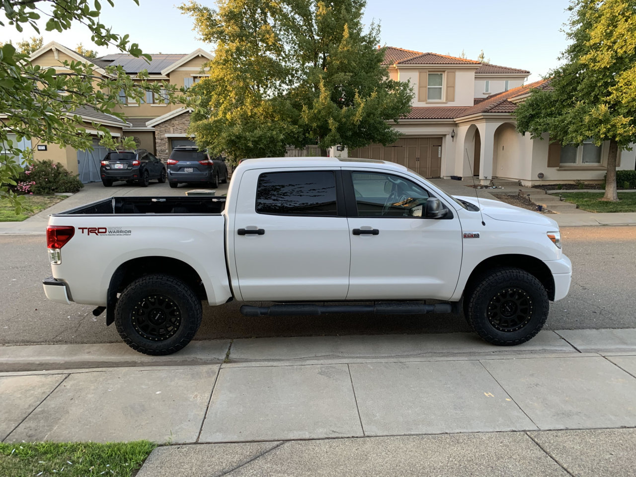 photo 1 Toyota Tundra custom wheels   18x9.0, ET +25, tire size 295/70 R18. x ET
