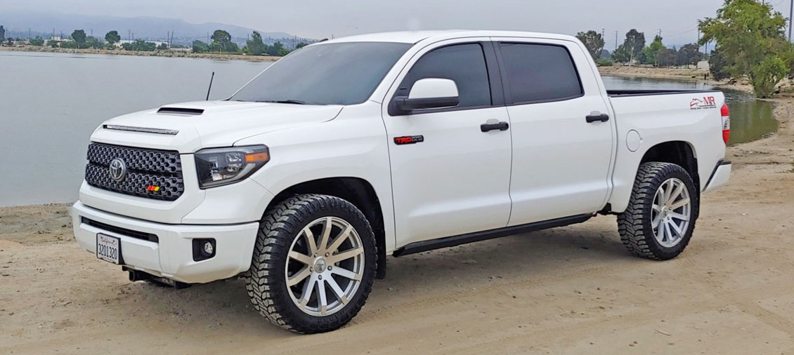 photo 1 Toyota Tundra custom wheels 22x9.5, ET +30, tire size 285/50 R22. x ET