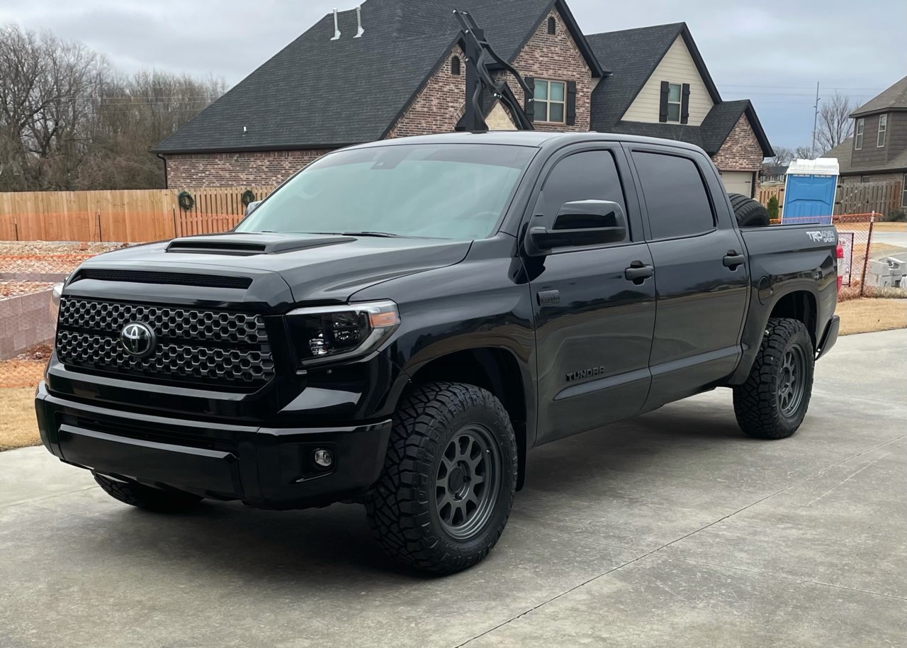 photo 1 Toyota Tundra custom wheels   19x9.0, ET , tire size 285/65 R19. x ET