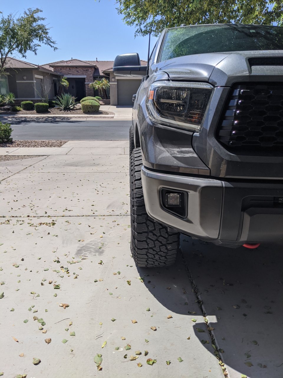 photo 2 Toyota Tundra custom wheels   18x9.0, ET , tire size 295/70 R18. x ET