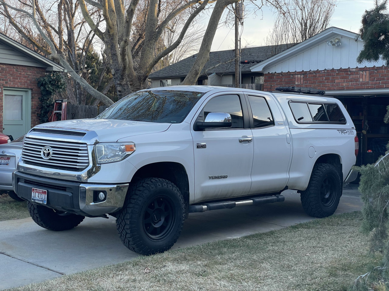 photo 1 Toyota Tundra custom wheels   18x9.0, ET +25, tire size 285/75 R18. x ET
