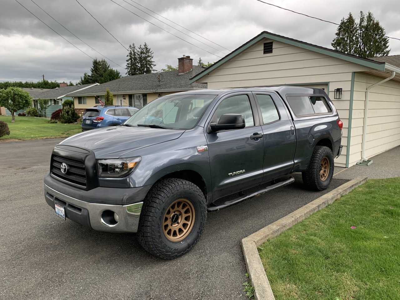 photo 1 Toyota Tundra custom wheels   17x8.5, ET 0, tire size 315/70 R17. x ET 