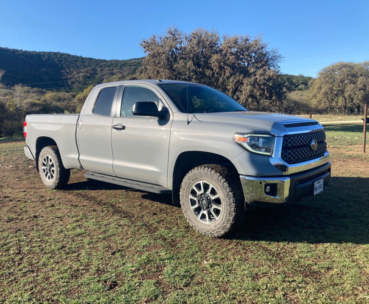 photo 1 Toyota Tundra custom wheels   18x8.0, ET , tire size 275/70 R18. x ET