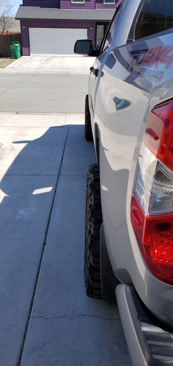 photo 4 Toyota Tundra custom wheels   20x9.0, ET +12, tire size 33X12.5 R20. x ET