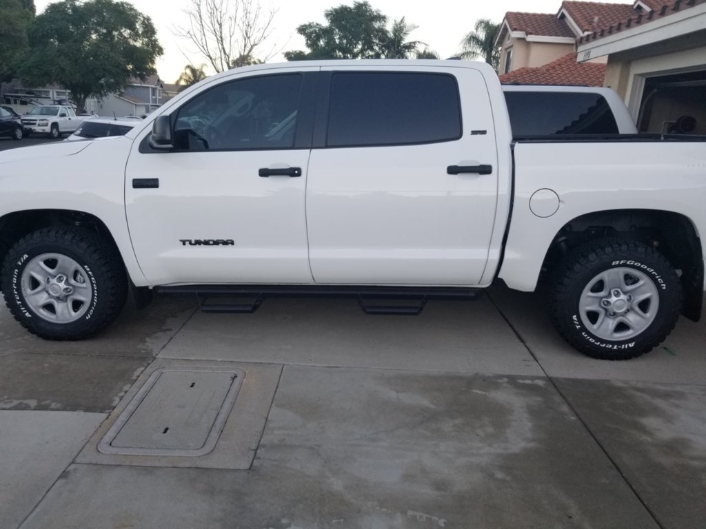 photo 1 Toyota Tundra custom wheels   18x8.0, ET , tire size 275/65 R18. x ET