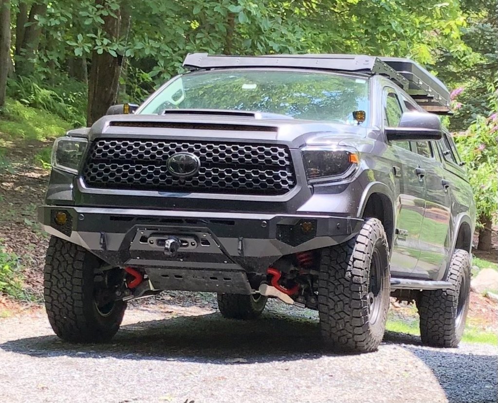 photo 1 Toyota Tundra custom wheels   18x9.0, ET +18, tire size 35X12.5 R18. x ET