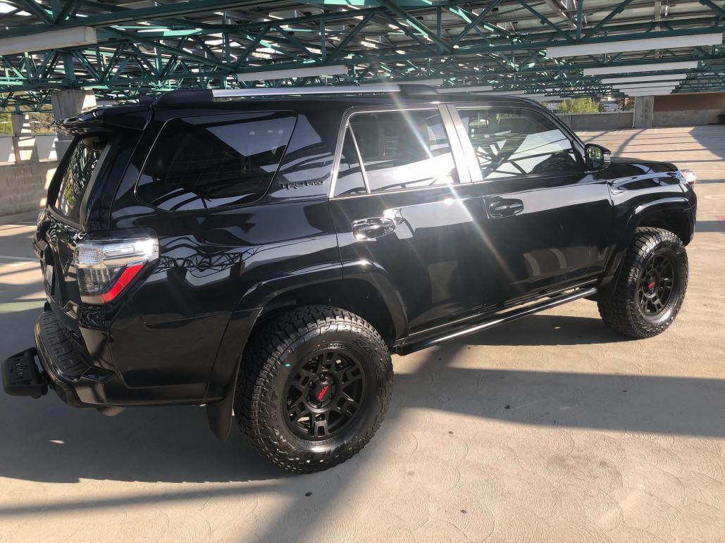 photo 2 Toyota 4Runner custom wheels   17x7.0, ET , tire size 285/70 R17. x ET 
