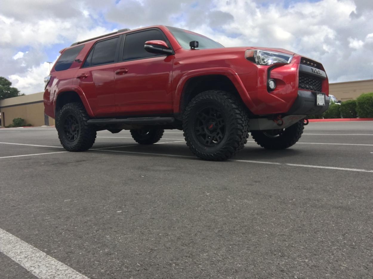 photo 2 Toyota 4Runner custom wheels 17x7.0, ET , tire size 285/70 R17. x ET
