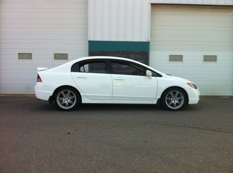 photo 1 Honda Civic custom wheels   17x, ET , tire size 215/45 R17. x ET