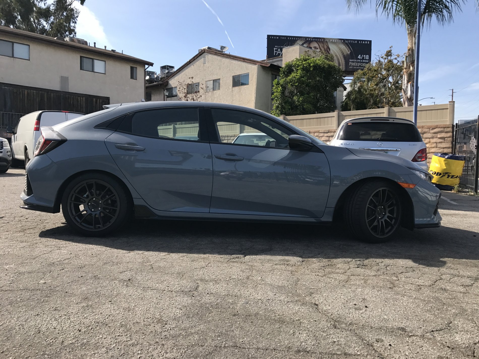photo 2 Honda Civic custom wheels   18x8.5, ET +42, tire size 235/40 R18. x ET