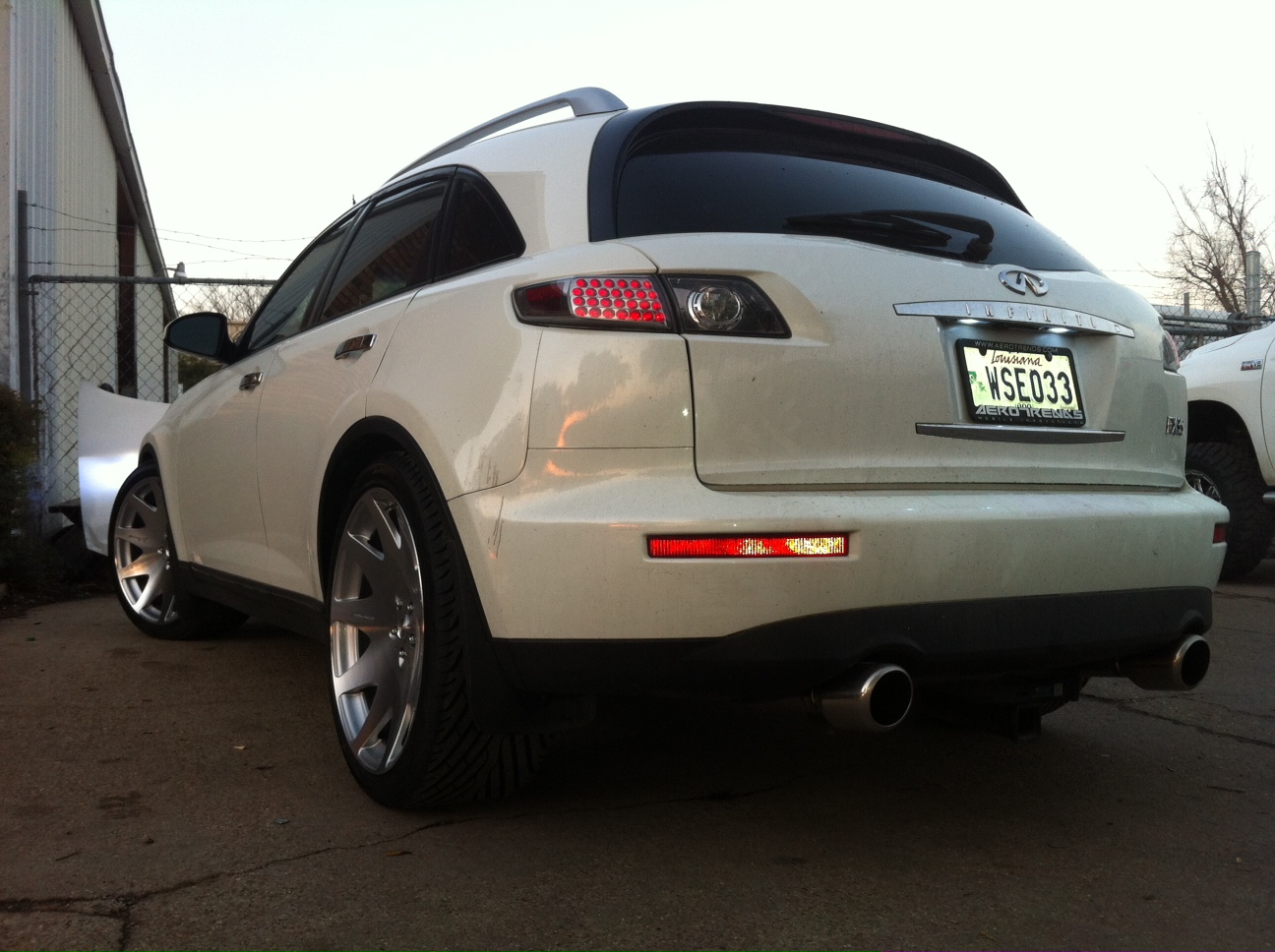 photo 1 Infiniti G35 custom wheels mrr hr3 22x10.5, ET +42, tire size 185/35 R22. x ET