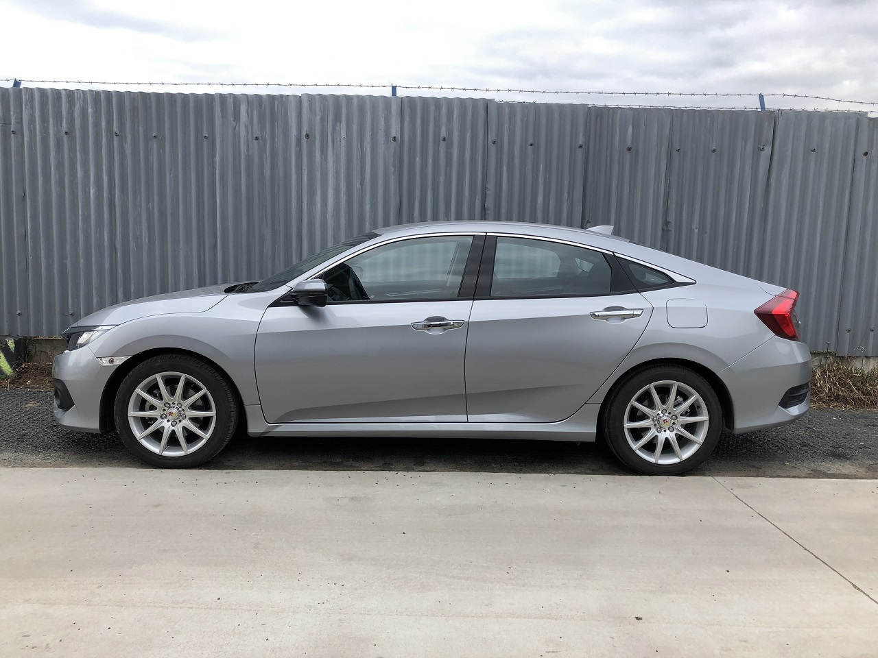 photo 3 Honda Civic custom wheels   18x8.5, ET +35, tire size X R18. x ET