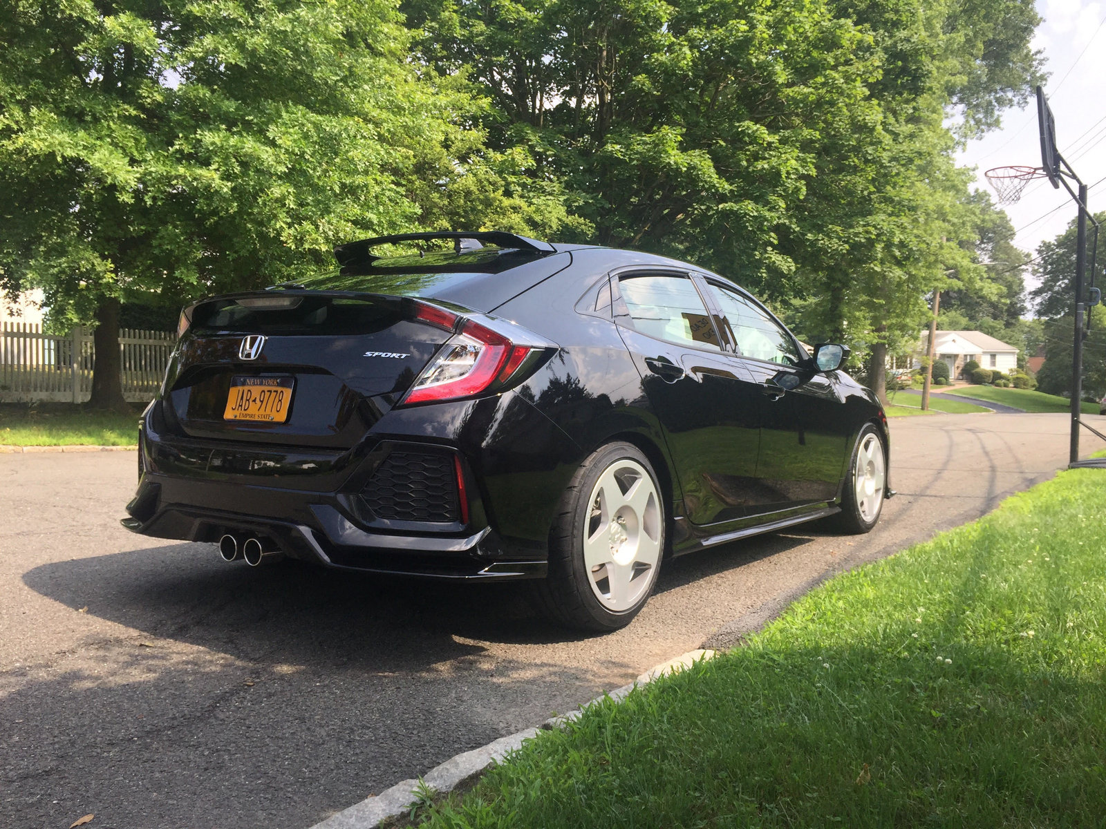 photo 4 Honda Civic custom wheels   18x8.5, ET +45, tire size 245/40 R18. 18x9.5 ET+45