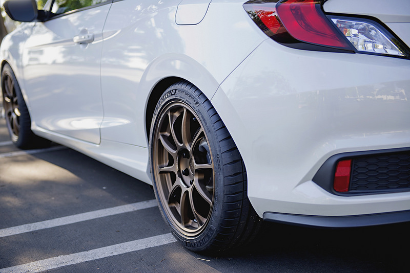 photo 2 Honda Civic custom wheels   18x8.5, ET +35, tire size 235/40 R18. x ET