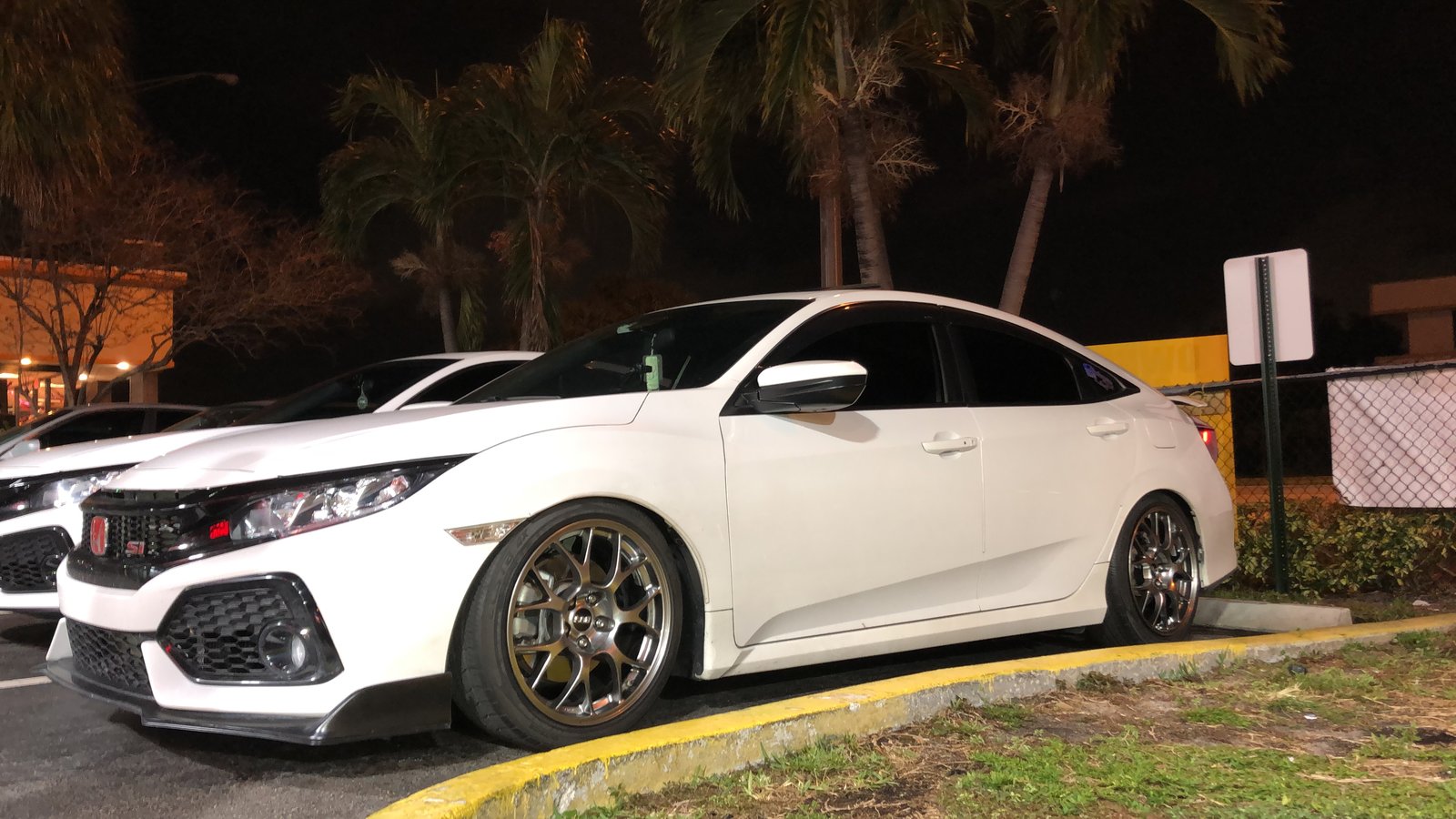 photo 3 Honda Civic custom wheels   18x8.5, ET +38, tire size 215/45 R18. x ET 