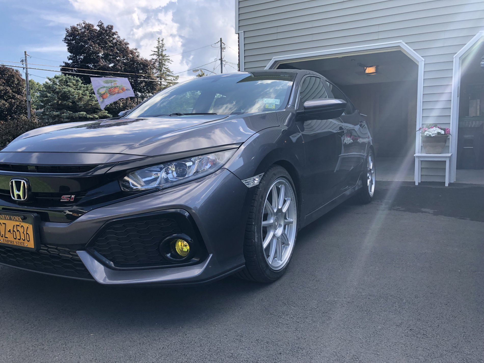 photo 1 Honda Civic custom wheels   18x8.5, ET +35, tire size 235/40 R18. x ET