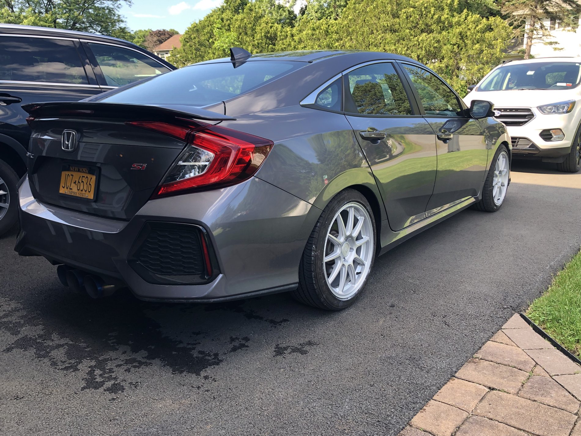 photo 2 Honda Civic custom wheels   18x8.5, ET +35, tire size 235/40 R18. x ET