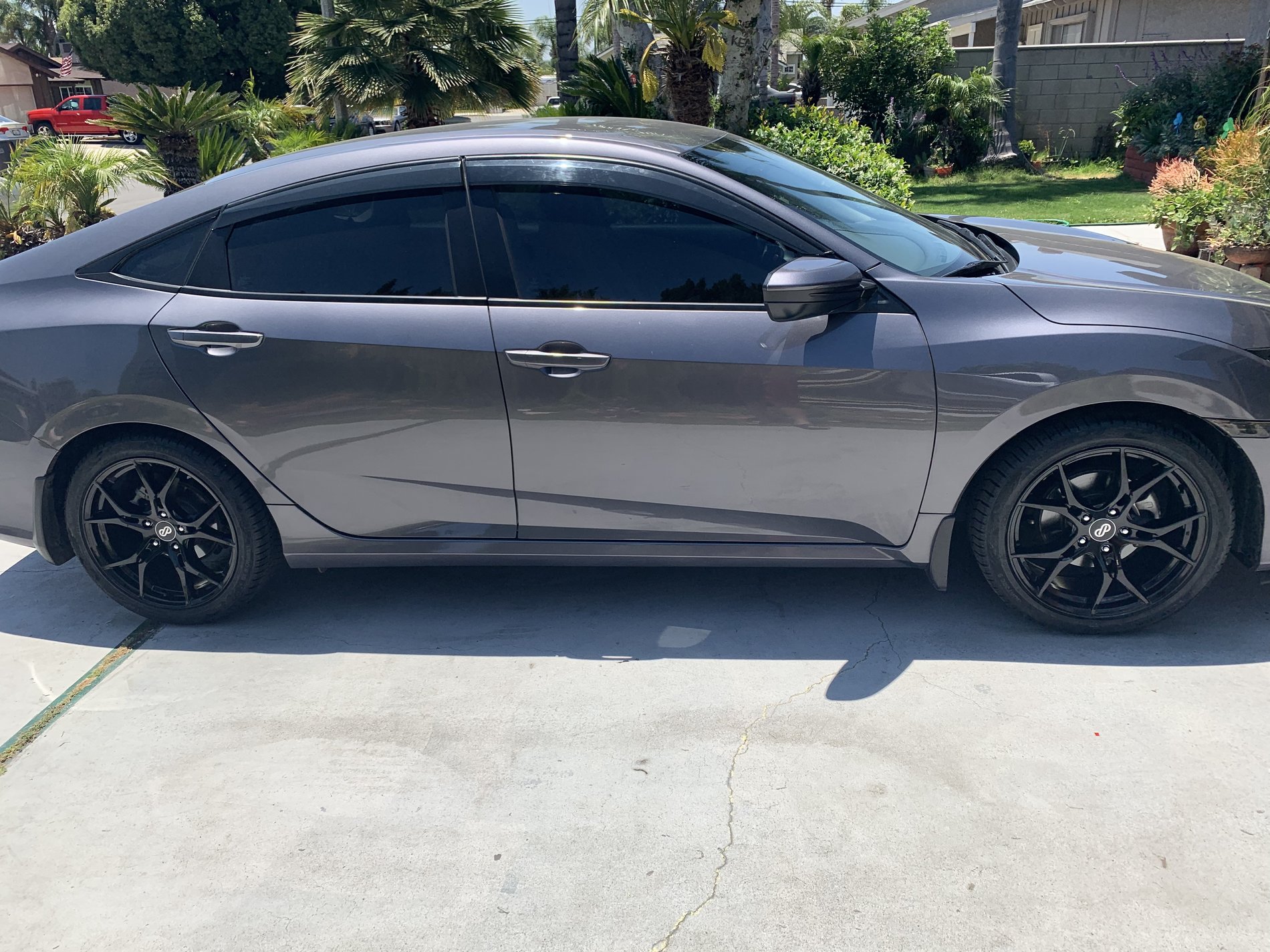 photo 2 Honda Civic custom wheels   18x8.0, ET , tire size 235/40 R18. x ET 