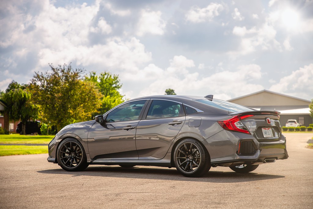 photo 2 Honda Civic custom wheels   18x9.5, ET +38, tire size 245/40 R18. x ET 