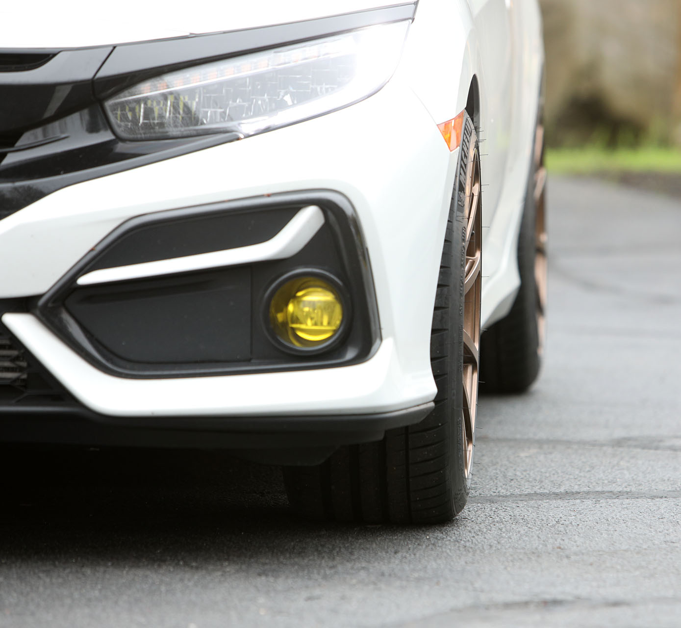 photo 4 Honda Civic custom wheels V Crucial 18x9.5, ET +42, tire size 245/40 R18. x ET